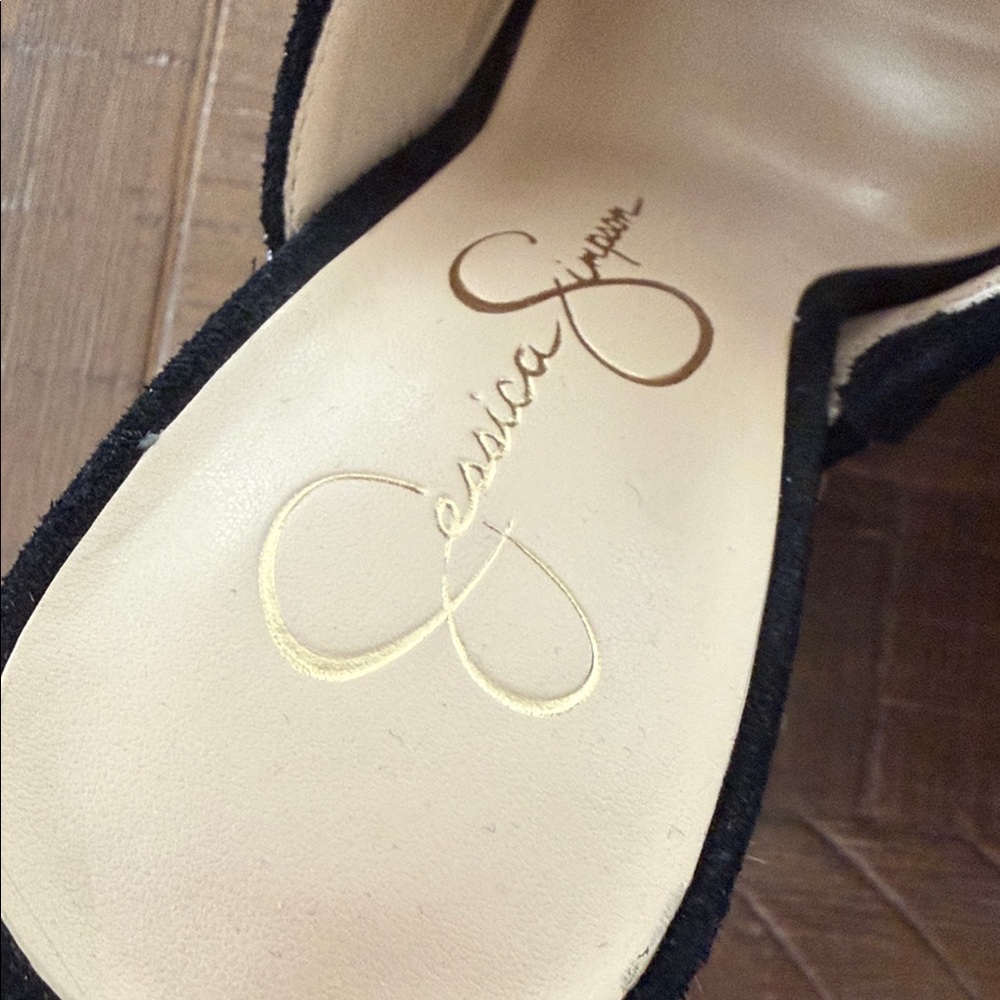 NWOT Jessica Simpson Black and White Patterned Platform Mules - Picture 7 of 9